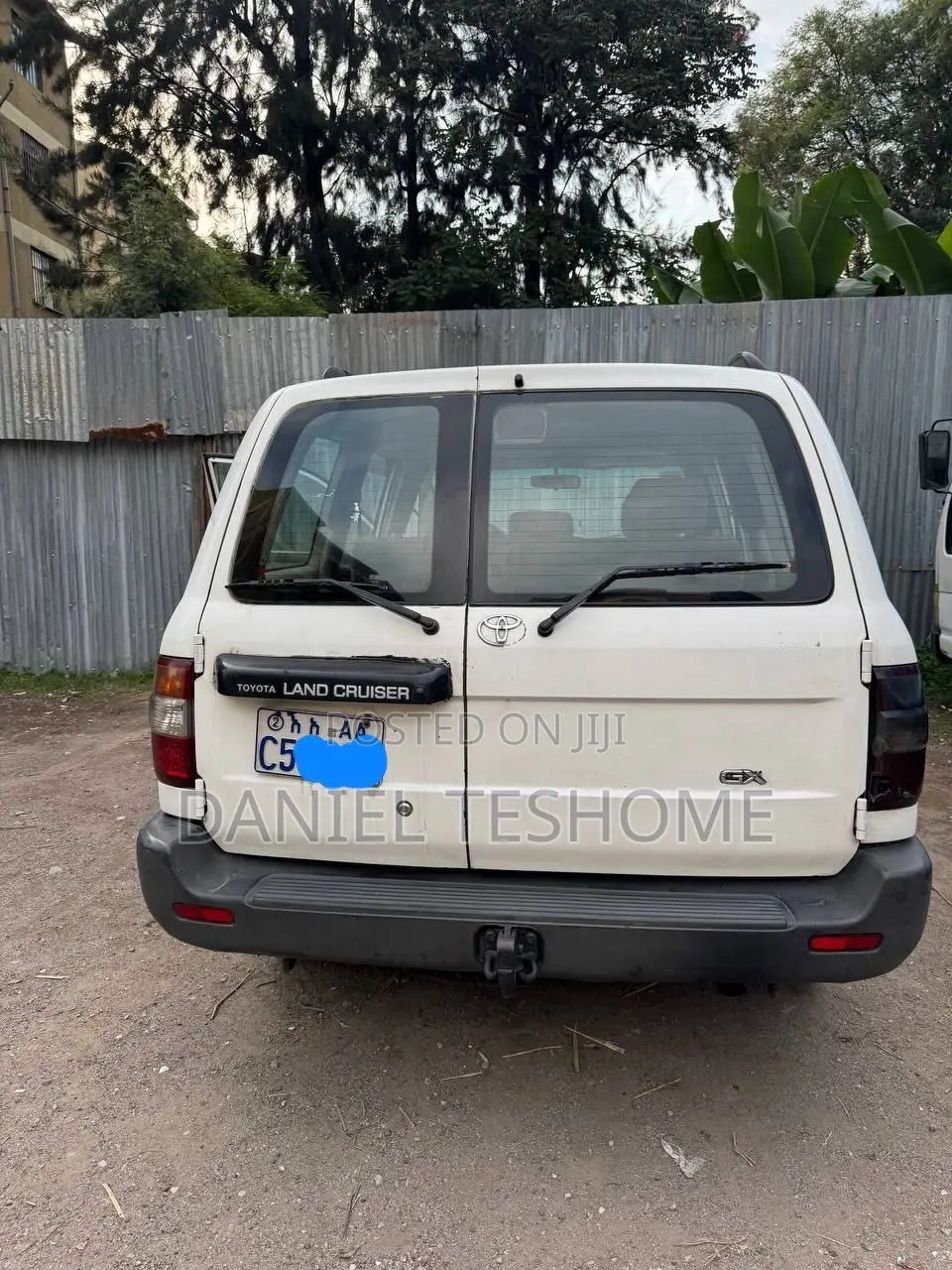 Toyota Land Cruiser 2007 White