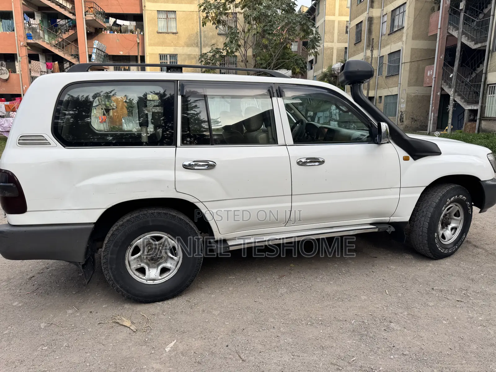 Toyota Land Cruiser 2007 White