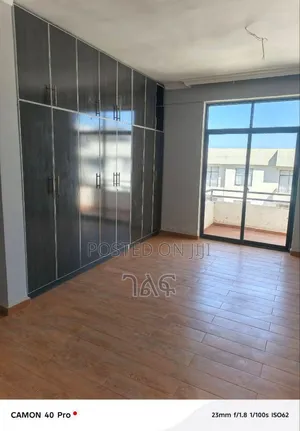 3bdrm Apartment in ​በአያት ኖህ ግሪን ፓርክ ባለ, Bole for sale