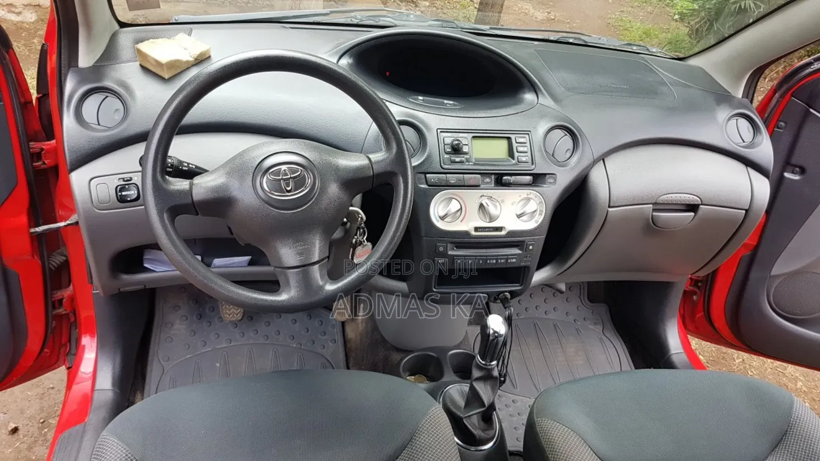 Toyota Yaris 1.0 C 2004 Red