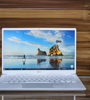 New Laptop Dell Inspiron 15 8GB Intel Core I7 SSD 256GB