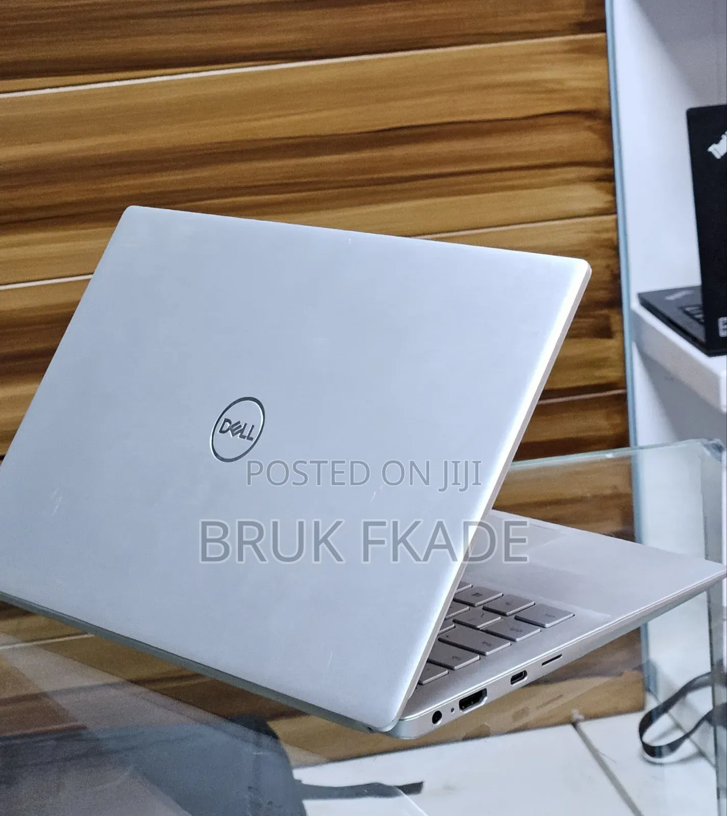 New Laptop Dell Inspiron 15 8GB Intel Core I7 SSD 256GB