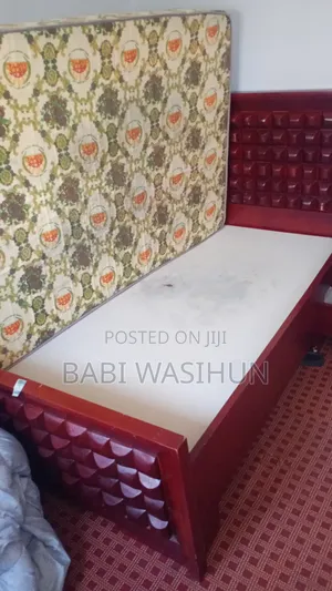 1.20 Bed With Mattress