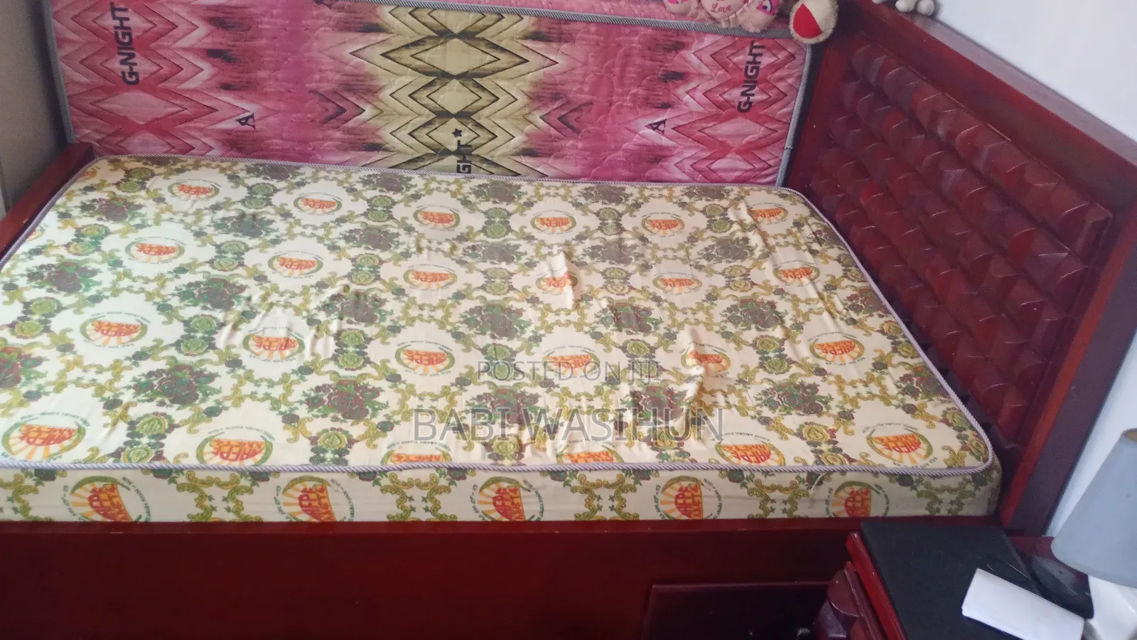 1.20 Bed With Mattress