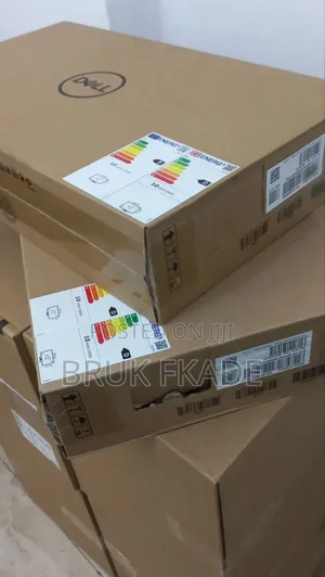 New Laptop Dell XPS 17 L702X 8GB Intel Core I5 SSD 512GB