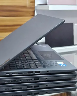 New Laptop Lenovo ThinkPad T14s G4 16GB Intel Core i5 SSD 256GB