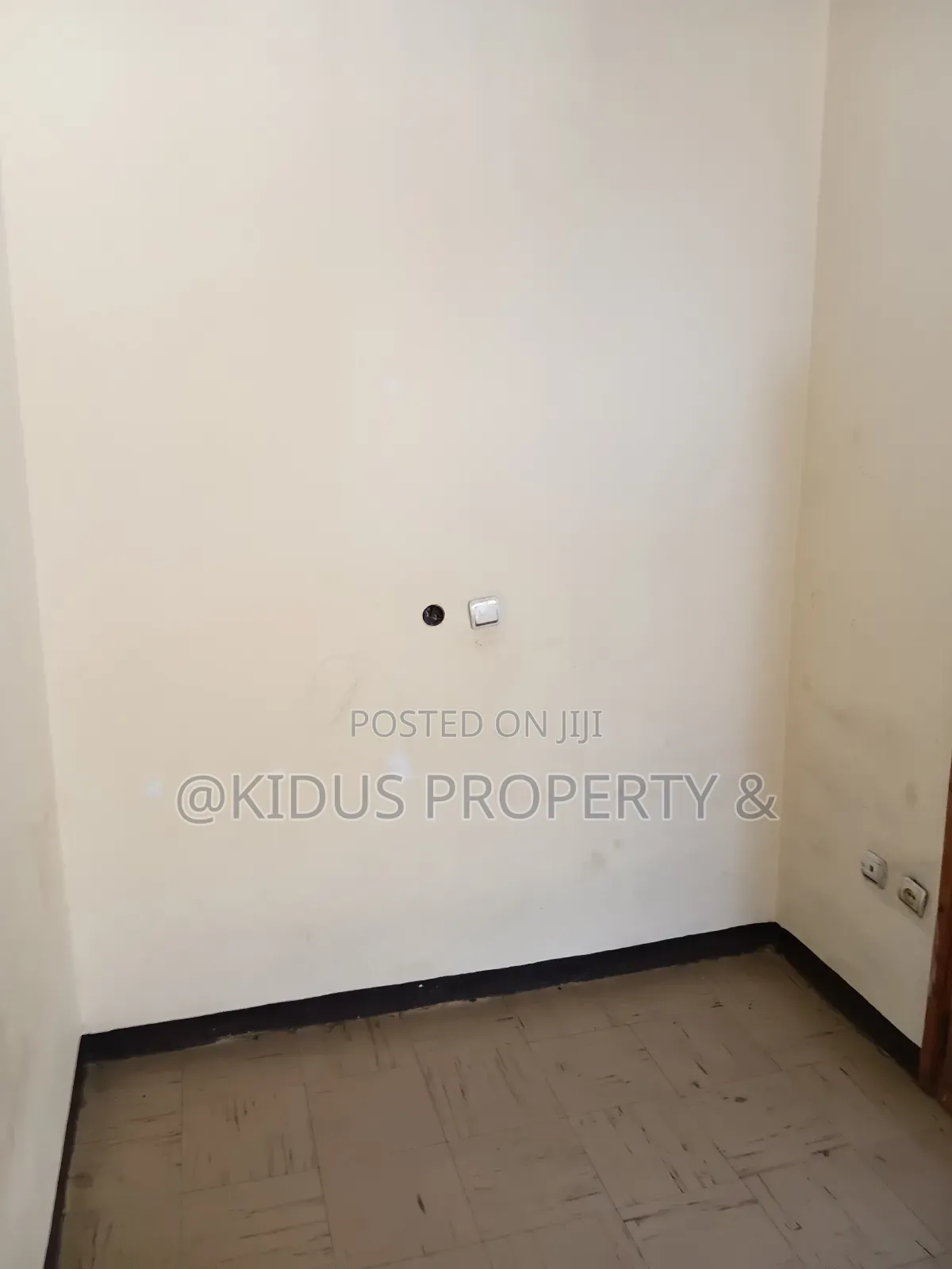 2bdrm House in Nasswe Real State, Nifas Silk-Lafto for rent
