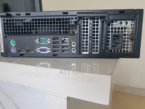 Desktop Computer Dell Optiplex 7020 4GB Intel Core I5 HDD 500GB