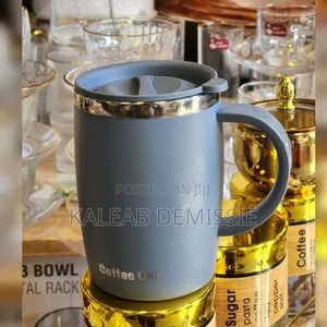 ፔርሙስ የትኩስ ማግ ክዳን ያለው Stainless Steel Travel Coffee Mug