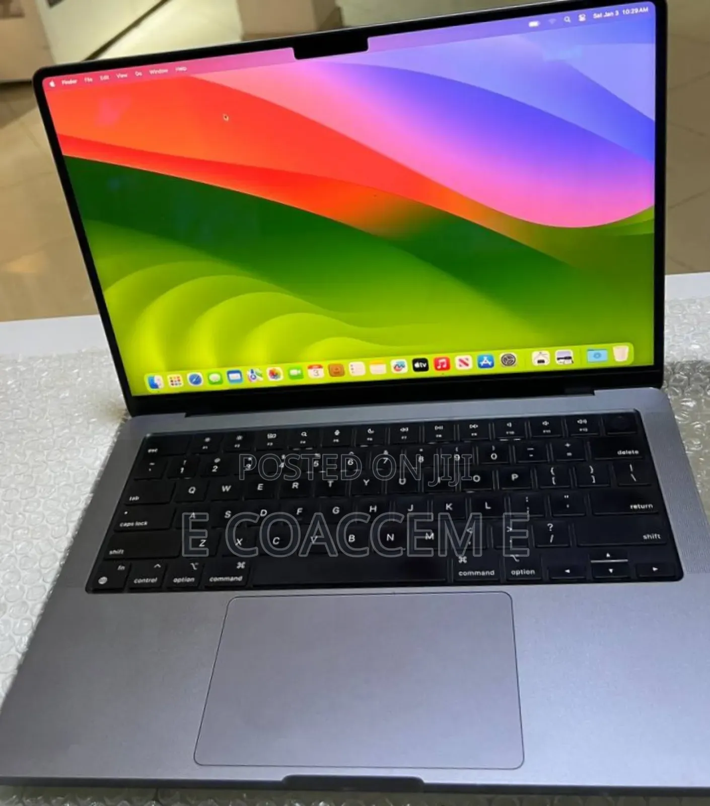 New Laptop Apple MacBook 16GB SSD 512GB