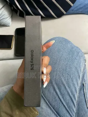 New Samsung Galaxy S25 256 GB Blue