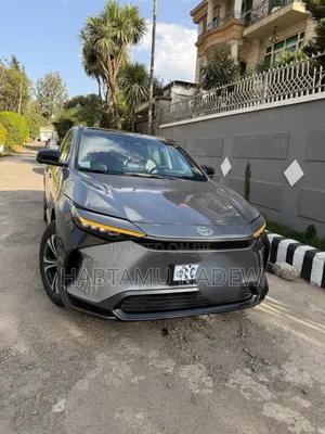 Toyota bZ4X 2022 Silver