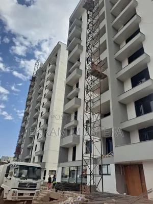 4bdrm Apartment in ጊዮን, Kirkos for sale