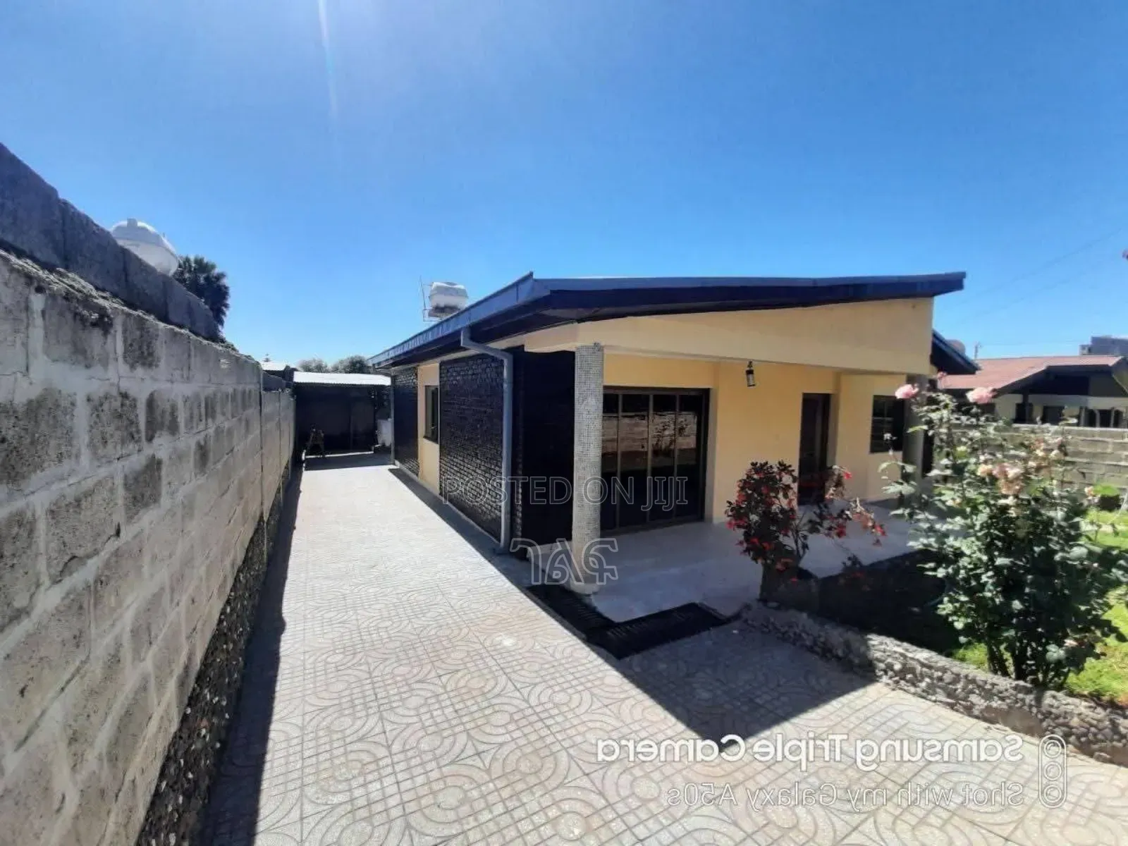 3bdrm Villa in የሚሸጥ ቪላ ​አያት የመኖሪያ, Bole for sale
