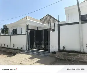 3bdrm Villa in Bole for sale