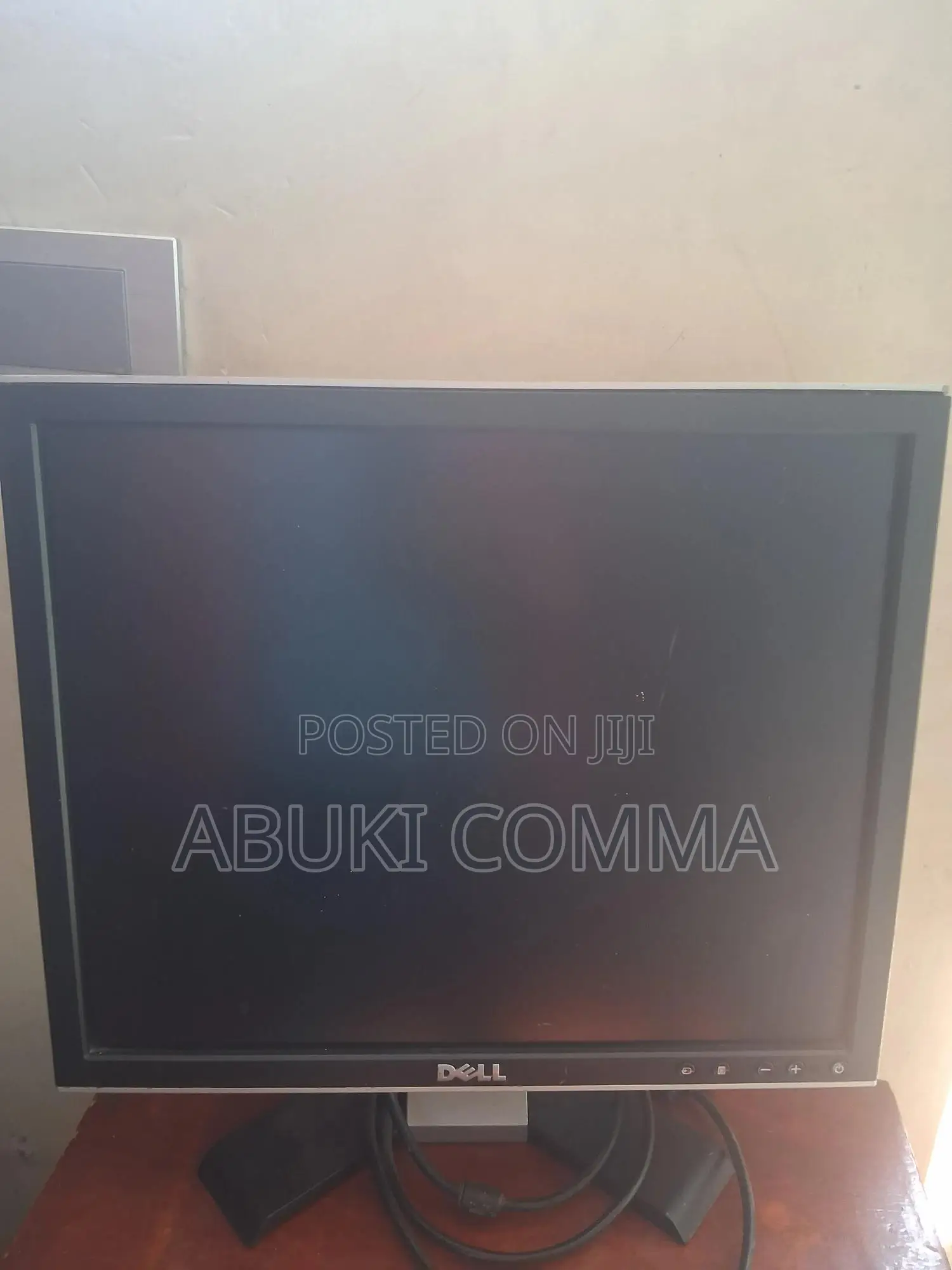 Dell Monitor 17 Inch 3000 Birr Only