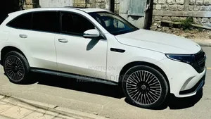 New Mercedes-Benz EQC EQC400 4MATIC 2023 White