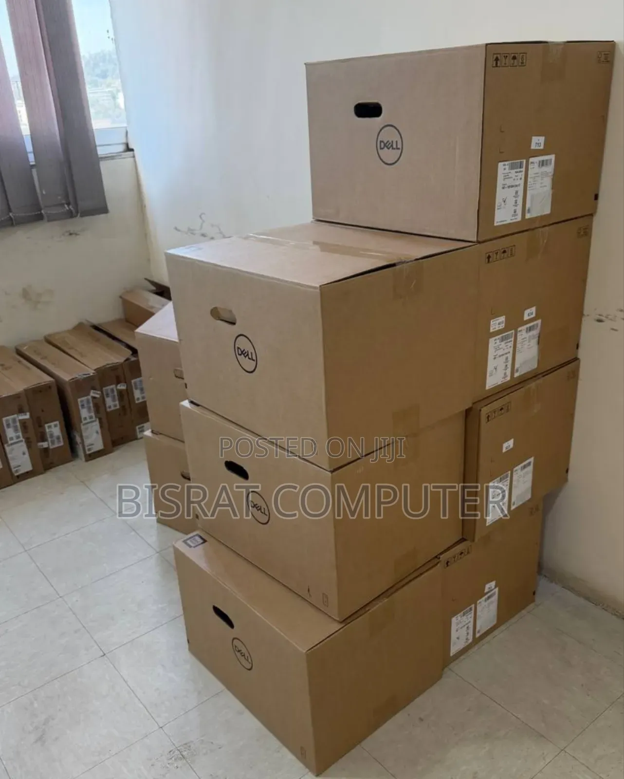 New Dell Inspiron 27 All-in-One 8GB Intel Core I5 SSD 512GB