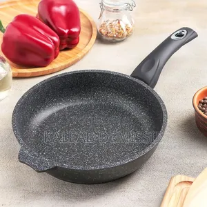 ዩሲሲ ማር ብል ድስት Nonstick Cookware Pots And Pans