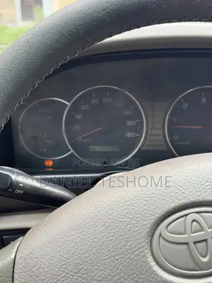 Toyota Land Cruiser 2007 White