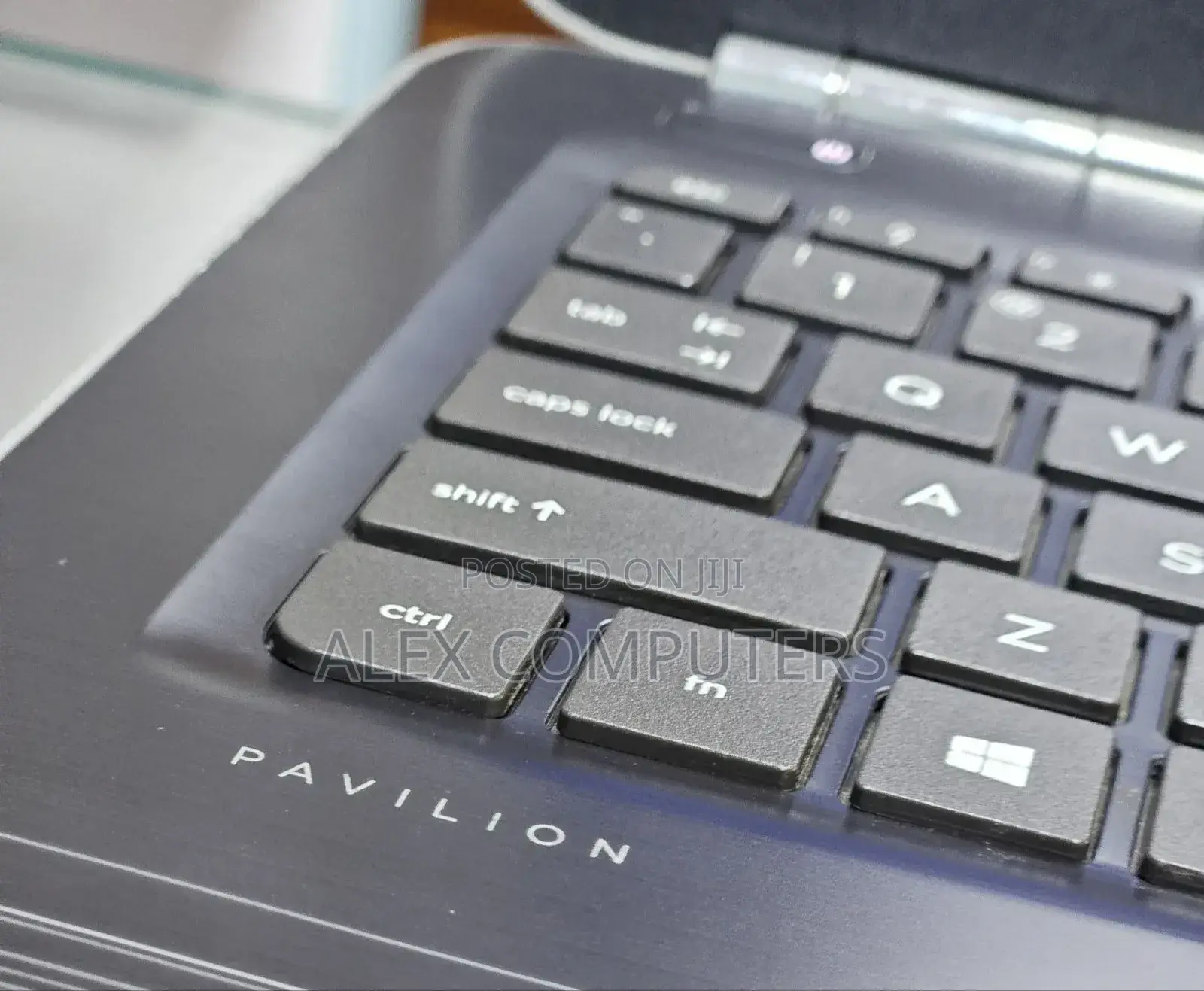New Laptop HP Pavilion 15 8GB Intel Core I5 SSD 256GB