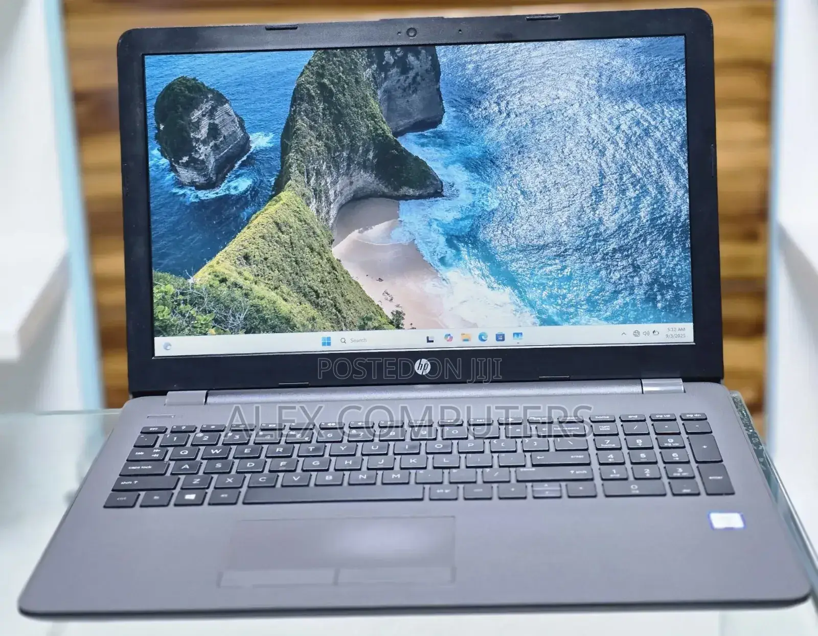 New Laptop HP Stream Notebook 8GB Intel Core I5 HDD 1T