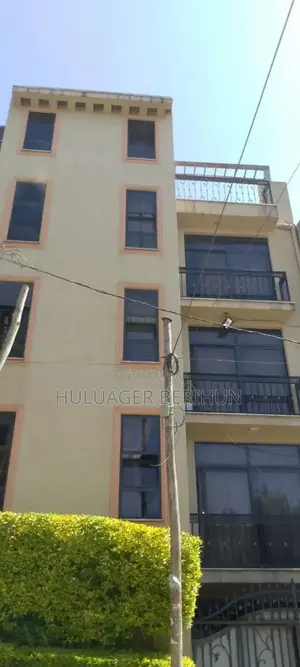 11bdrm House in Bole for sale