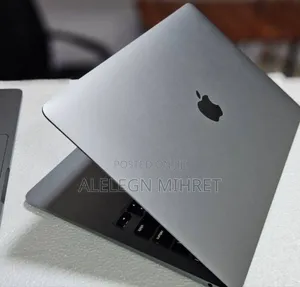 New Laptop Apple MacBook Air 8GB Apple M1 SSD 256GB