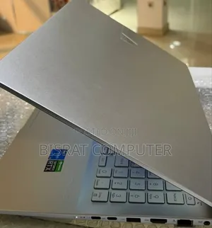 New Laptop Asus VivoBook 15 X505BA 16GB Intel Core I5 SSD 512GB