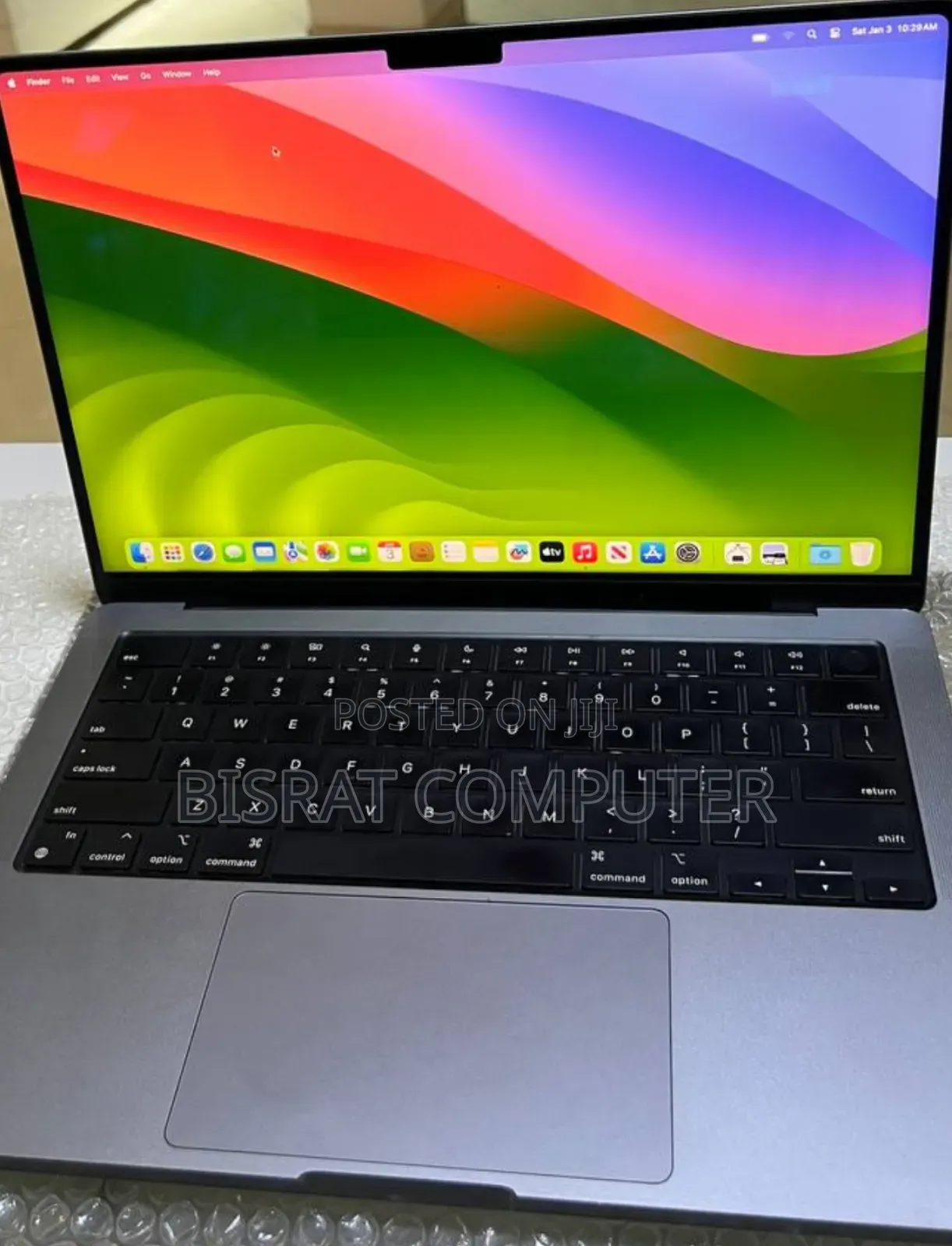 New Laptop Apple MacBook Pro 2021 M1 16GB Intel Core I5 SSD 512GB
