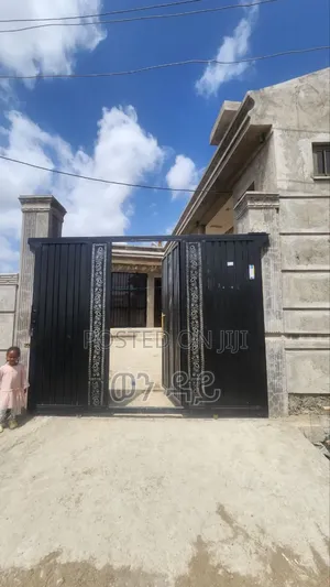 7bdrm Villa in Bole for sale