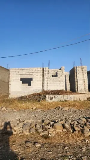 6bdrm House in Bole for sale
