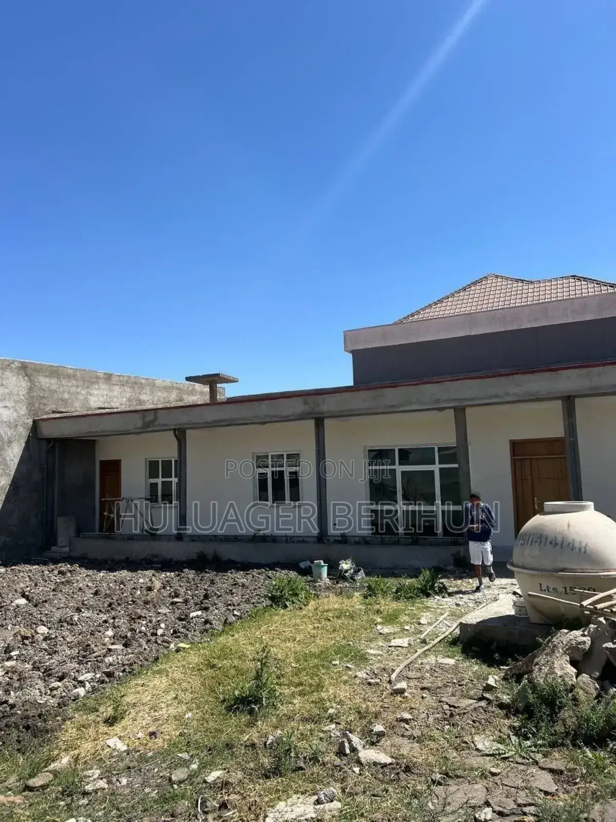 Furnished 9bdrm House in Bole for sale
