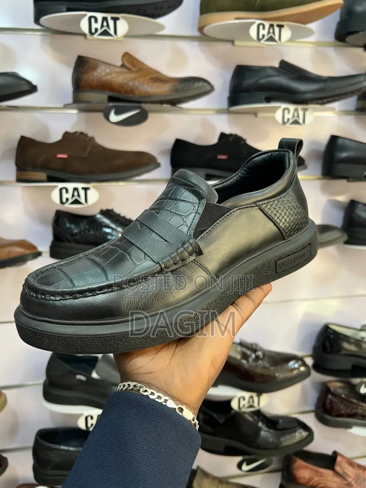 ጥራታቸውን የጠበቁ ዘመነኛ የቆዳ ውጤቶችን እንደተለመደው ከብራና ሌዘር