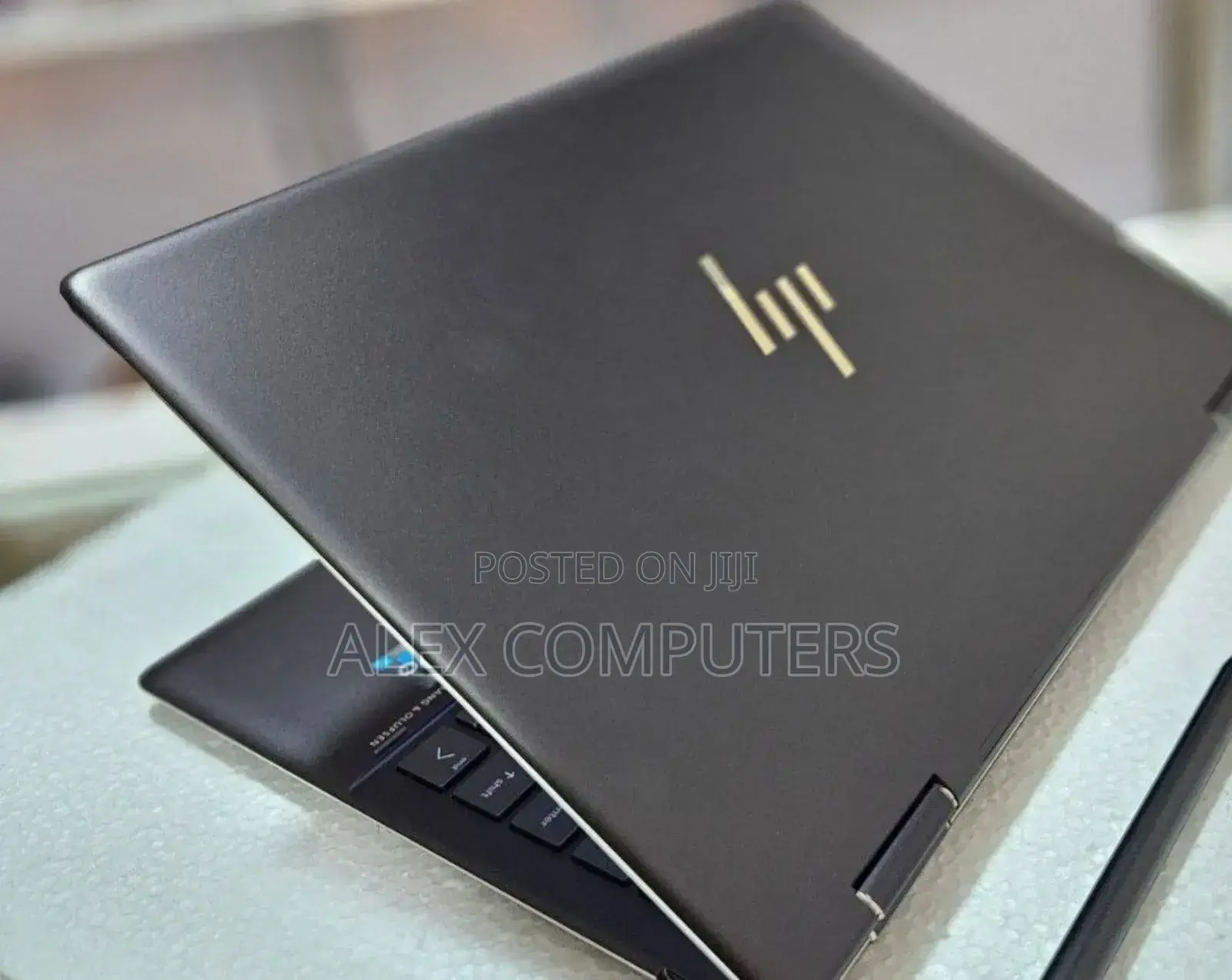 New Laptop HP Spectre 16GB Intel Core I7 SSD 1T