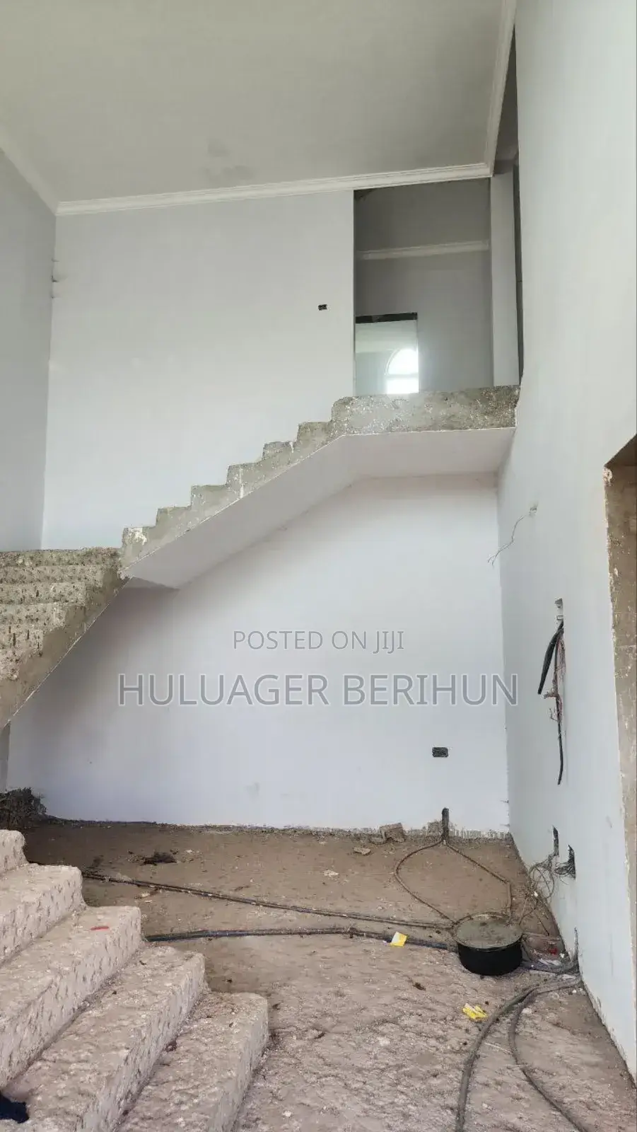 8bdrm House in Bole for sale