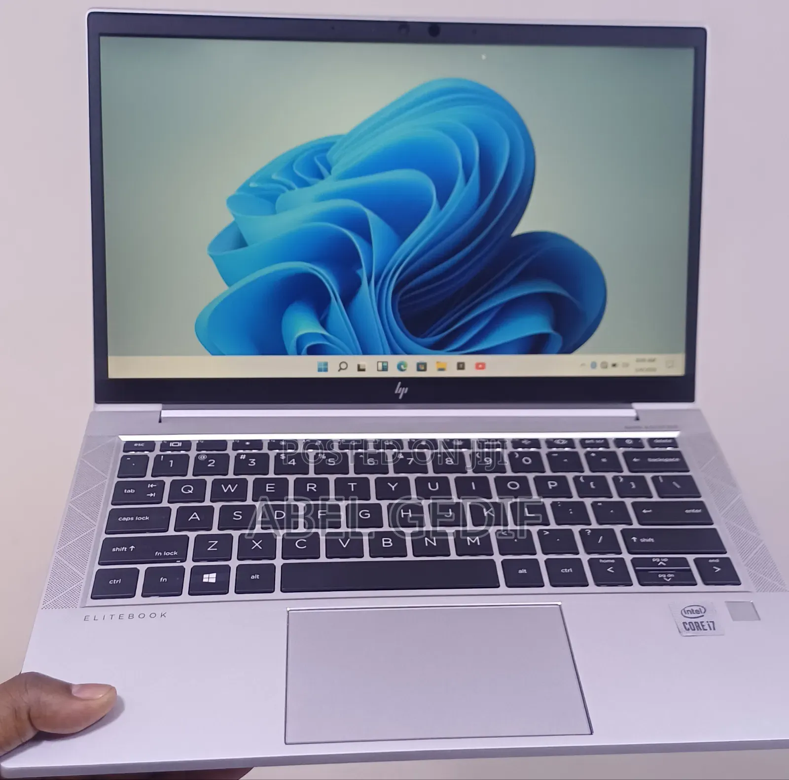 New Laptop HP EliteBook 830 G7 16GB Intel Core I7 SSD 512GB