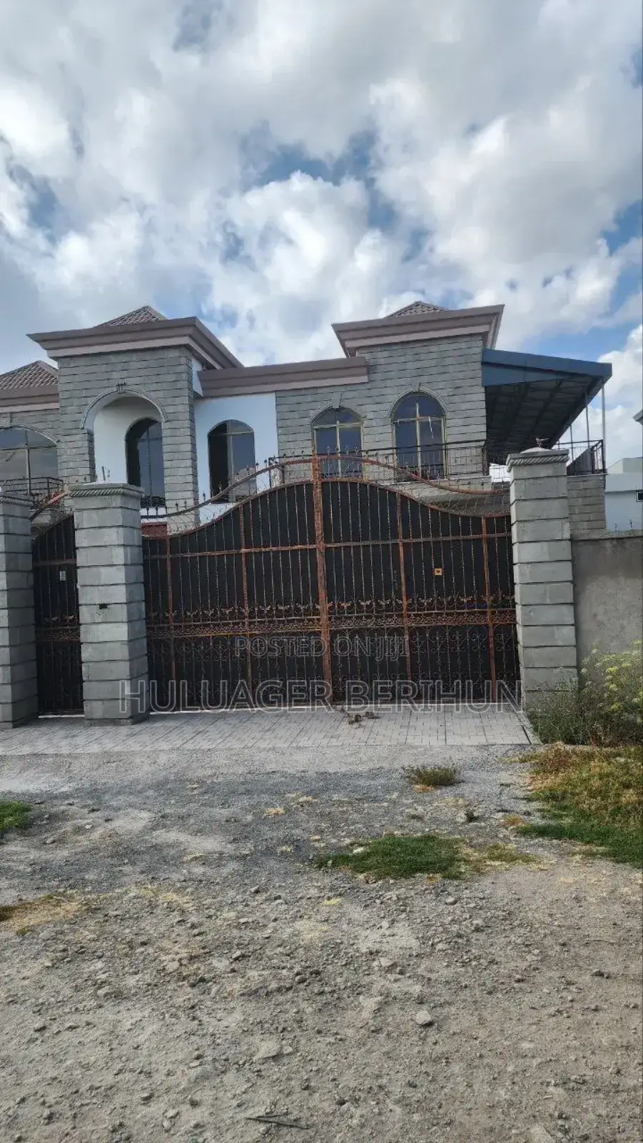 Furnished 7bdrm House in Bole for sale