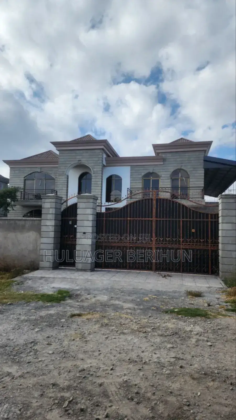 Furnished 7bdrm House in Bole for sale
