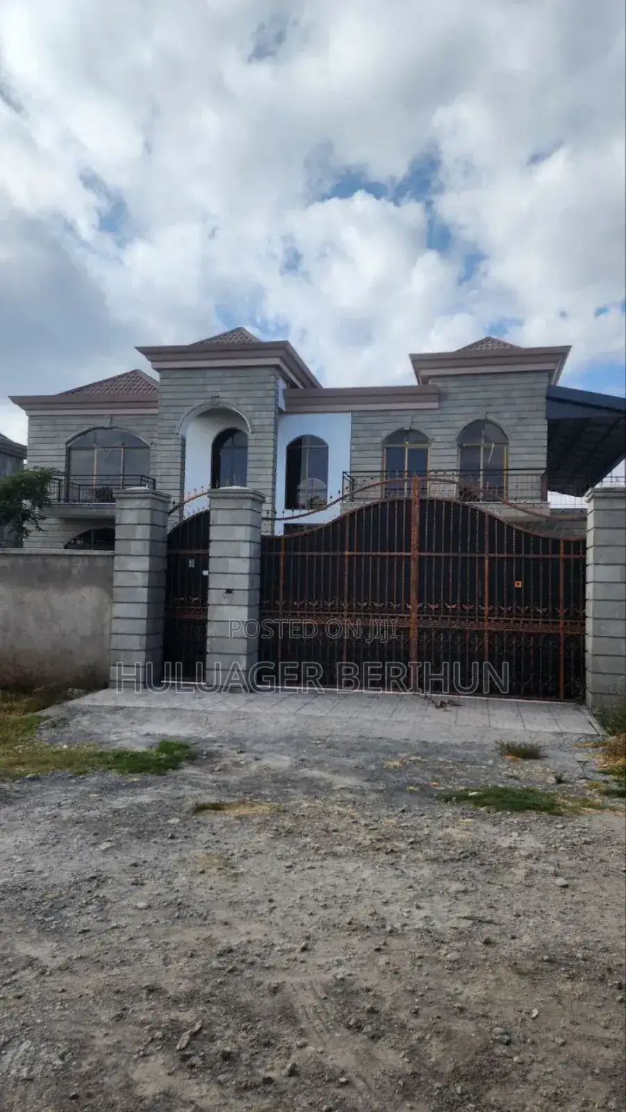 Furnished 7bdrm House in Bole for sale