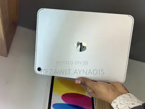 New Apple iPad Air 128 GB Silver