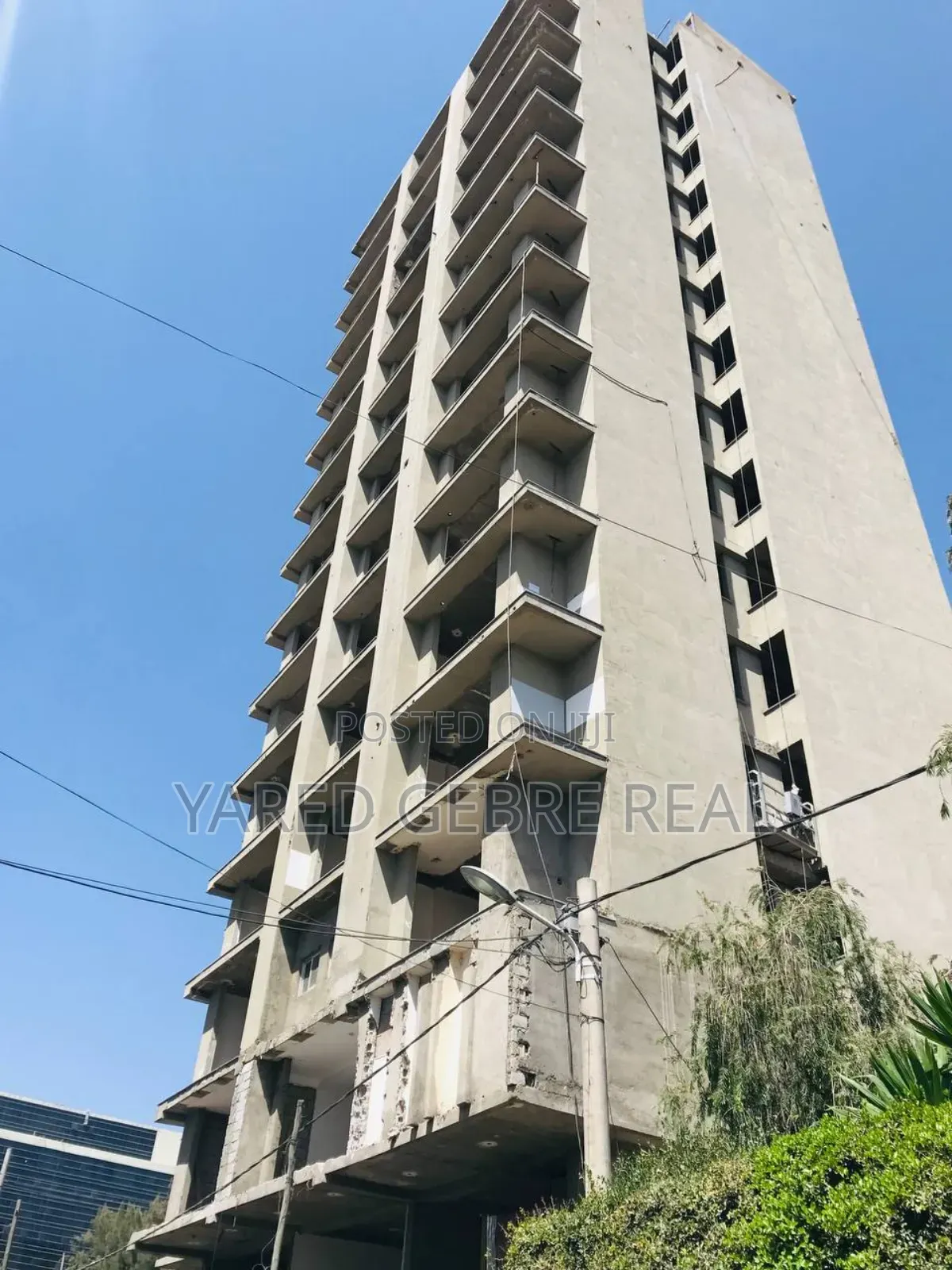 3bdrm Apartment in 📍ቦሌ - መስቀል ፍላወር -, Kirkos for sale