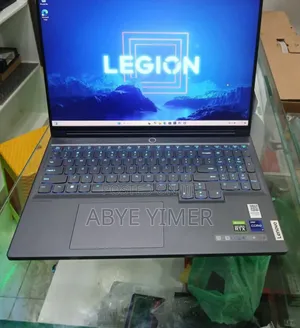 New Laptop Lenovo Lrgion 7i 16GB Intel Core I9 SSD 1T