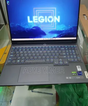 New Laptop Lenovo Lrgion 7i 16GB Intel Core I9 SSD 1T