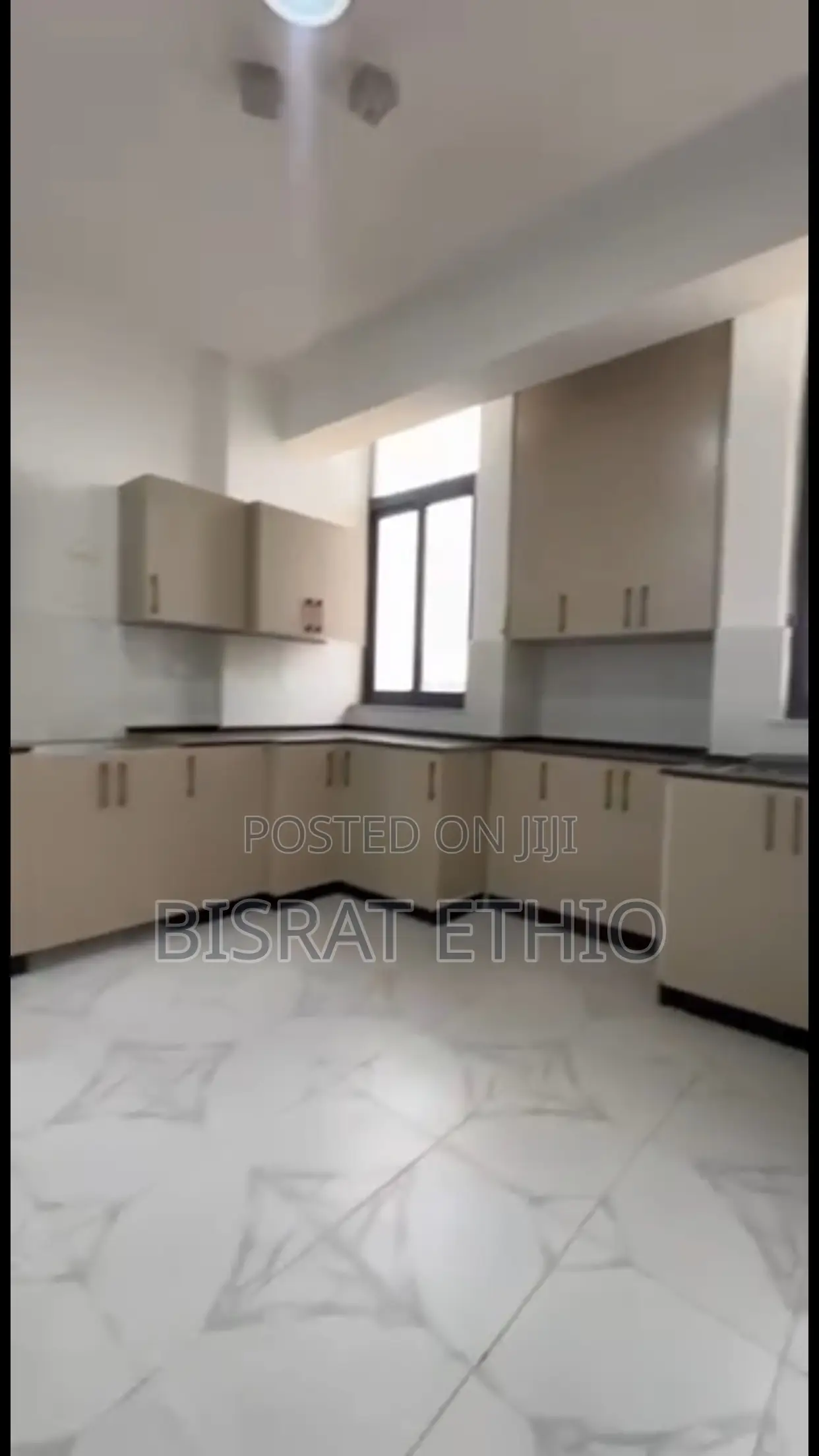 Furnished 3bdrm Apartment in Kazanchis Enderase, Kirkos for sale