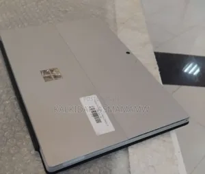 New Laptop Microsoft Surface Pro 7 16GB Intel Core I7 SSD 256GB