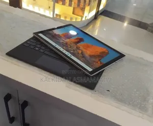 New Laptop Microsoft Surface Pro 7 16GB Intel Core I7 SSD 256GB