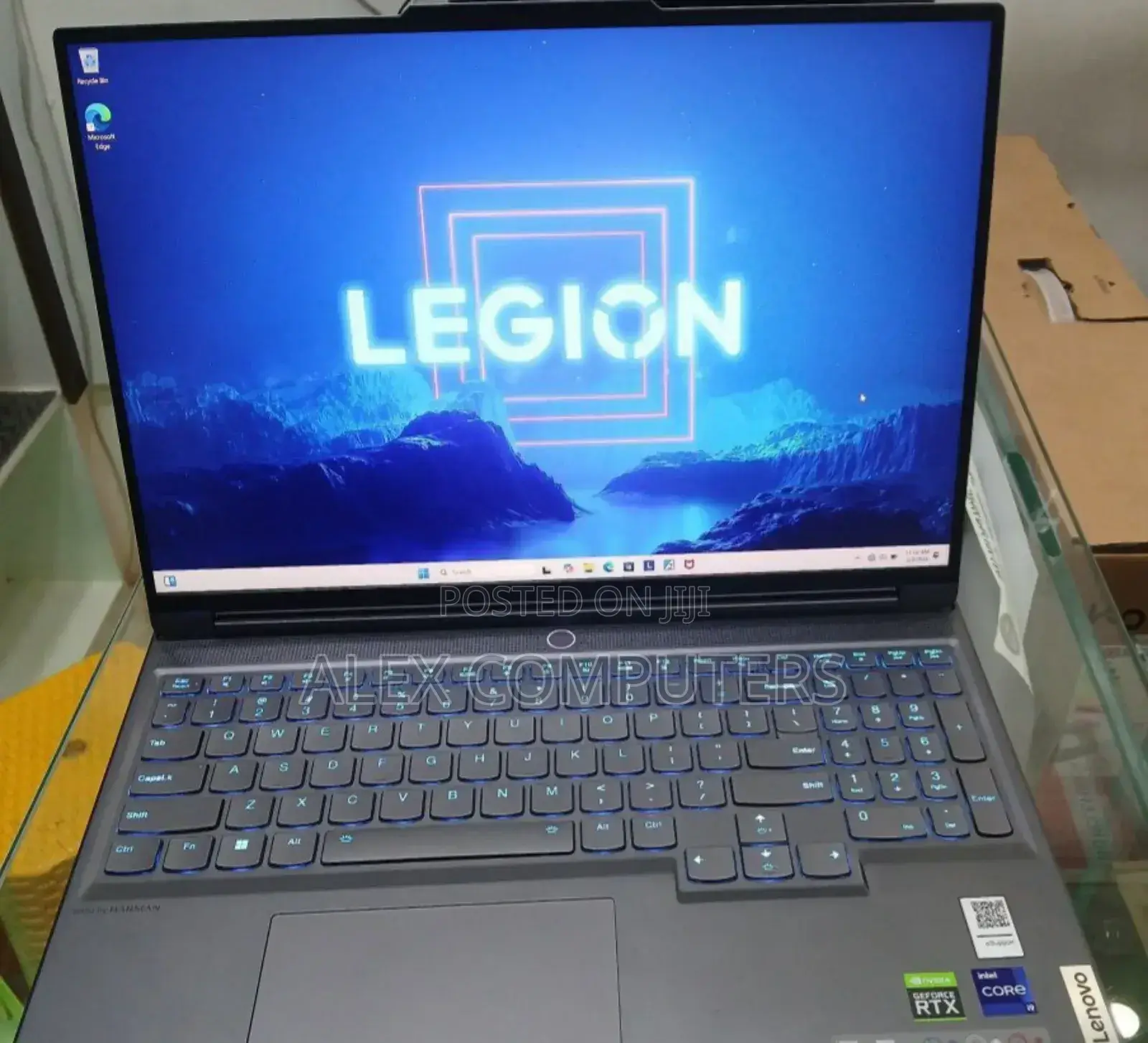 New Laptop Lenovo Legion 7 16GB Intel Core I9 SSD 1T