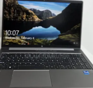 New Laptop HP Zbook Studio G7 16GB Intel Core I7 SSD 512GB