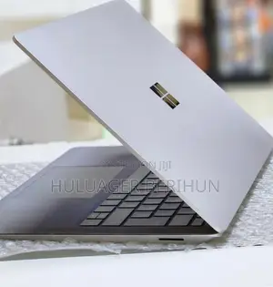 New Laptop 8GB Intel SSD 512GB